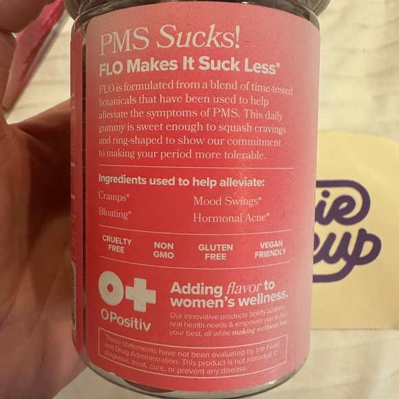 Hanni, Oceanly, Lime Crime-Jamie Makeup Bundle - Picture 3 of 14